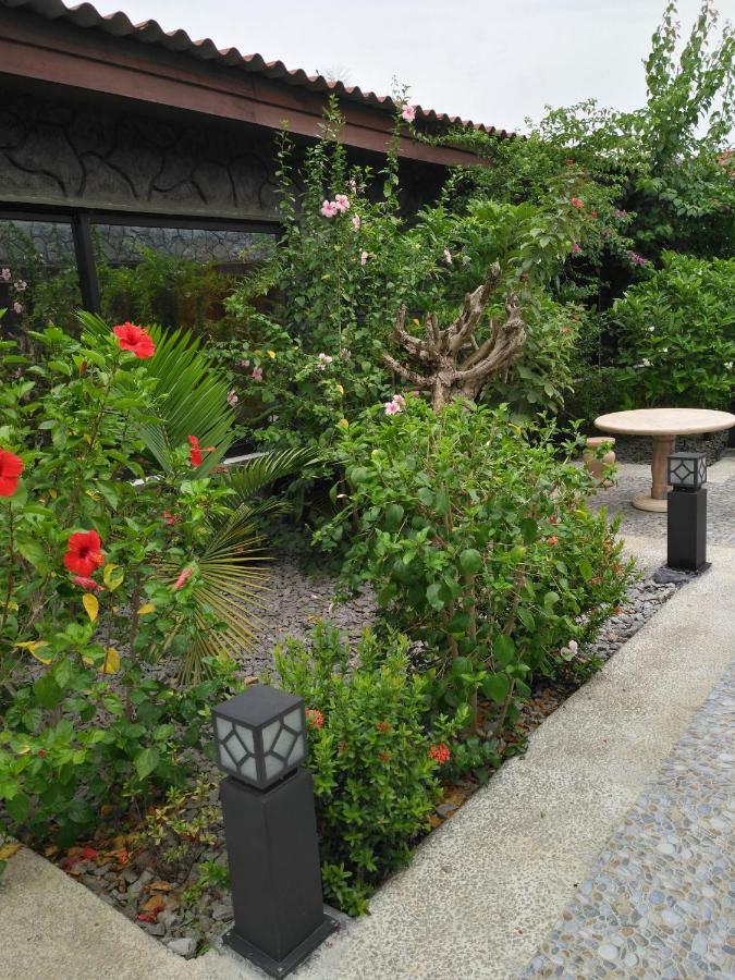 花园酒店 阿比让 外观 照片